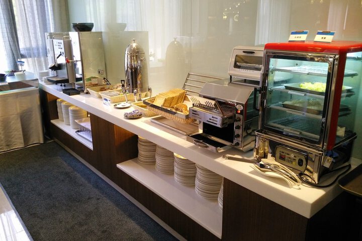 Breakfast/Coffee Service 29 of 44