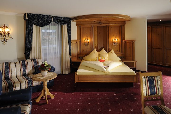 Room 10 of 157
