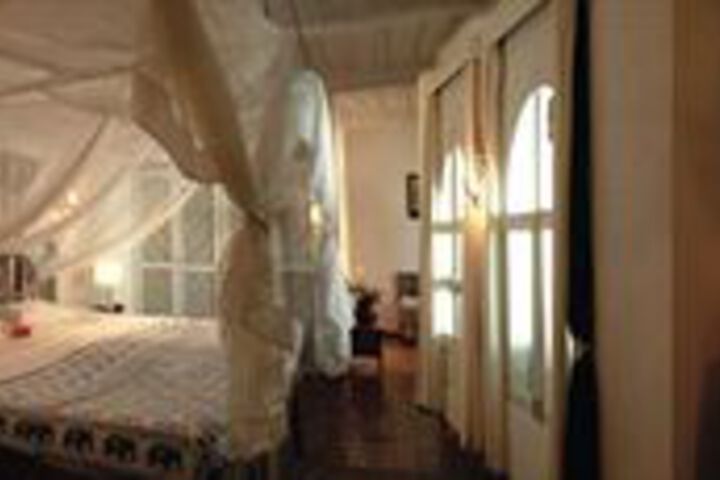 Room 9 of 22