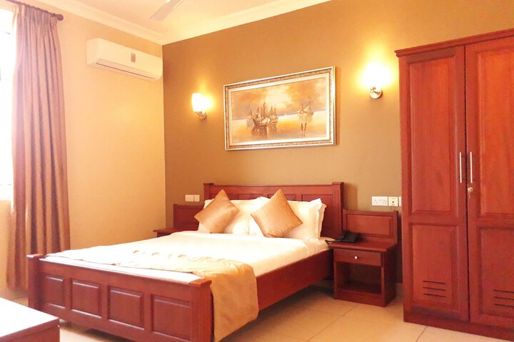Room 34 of 87