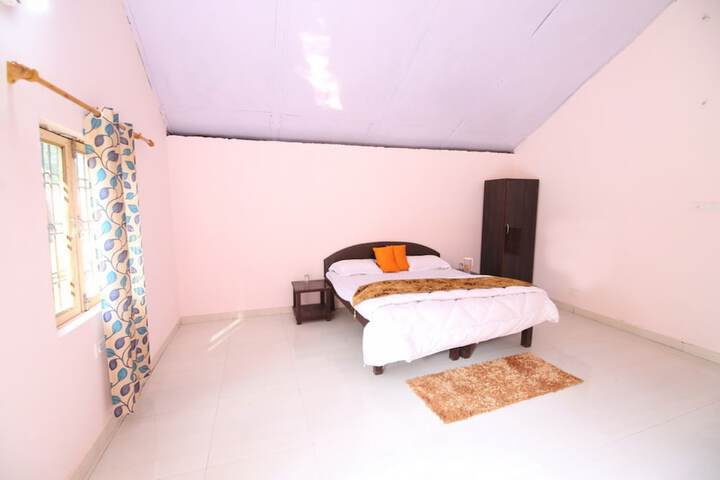 Room 7 of 45