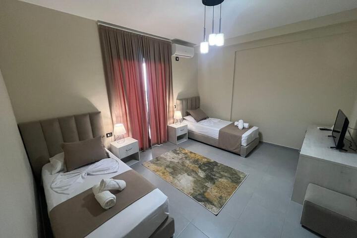Room 49 of 68