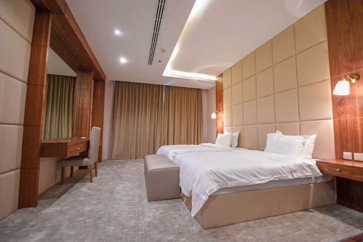 Room 20 of 38
