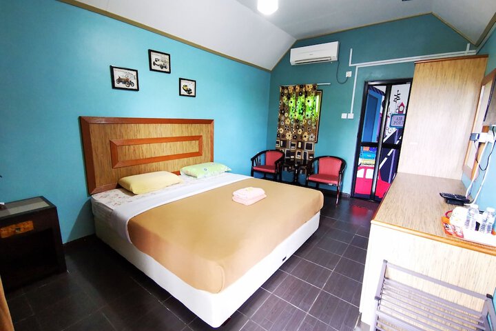 Photo of OYO 90038 Dalyla Inn Chalet