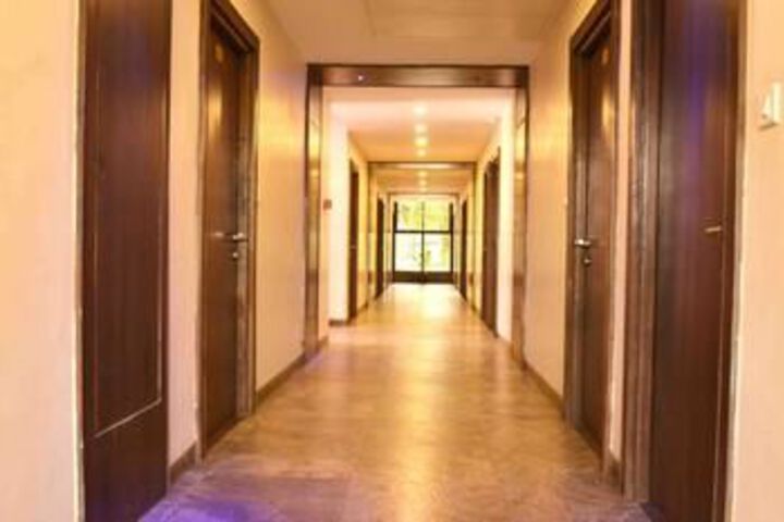 Ballroom/Hall 14 of 20