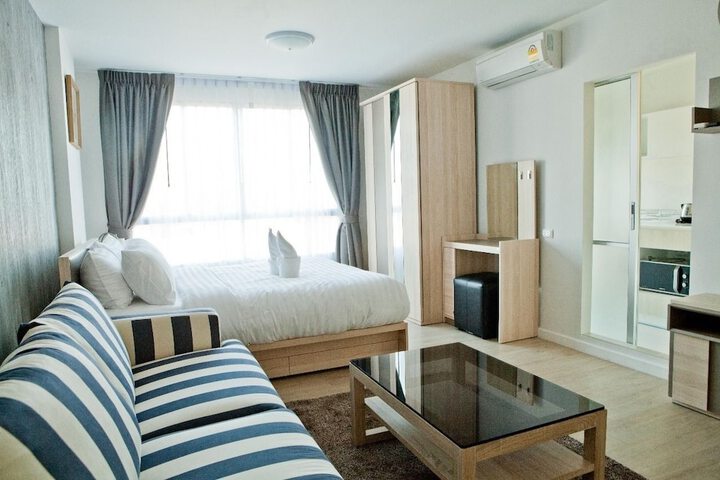 Room 3 of 15