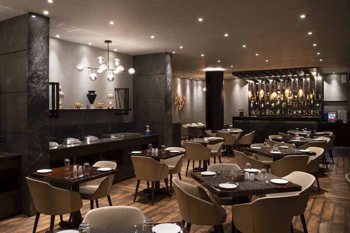 Dining 42 of 71