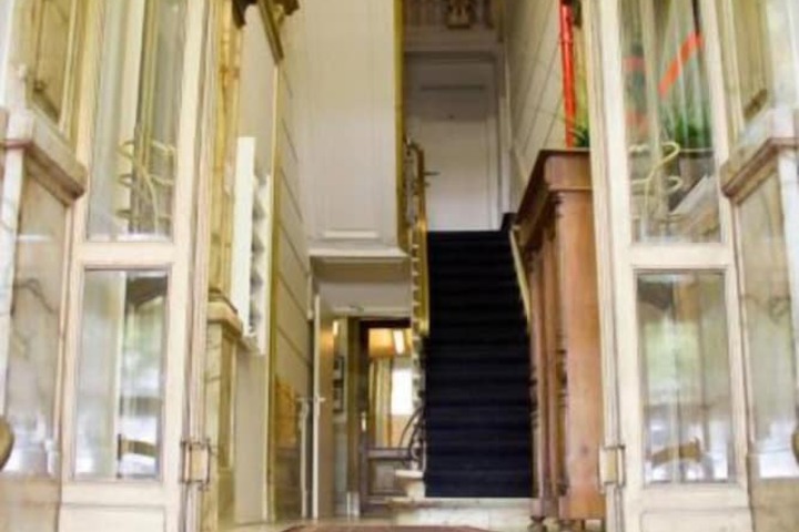 Hotel 2 of 44