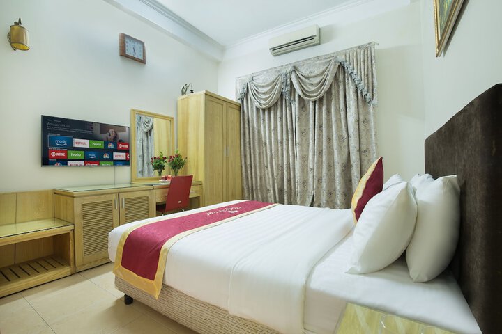 Room 19 of 33