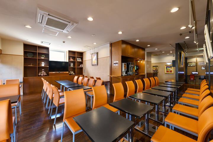 Guest Lobby