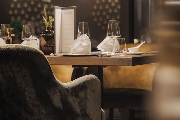 Dining 88 of 113
