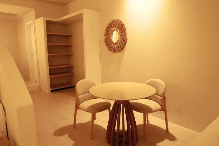 Room 20 of 53