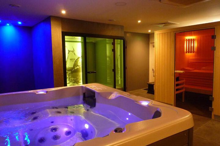Spa 7 of 22