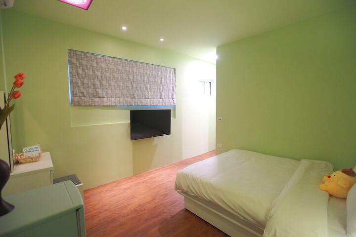 Room 17 of 58