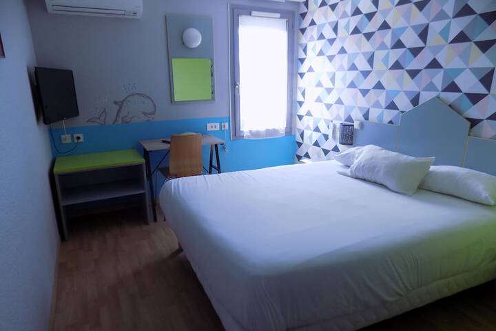 Room 28 of 73