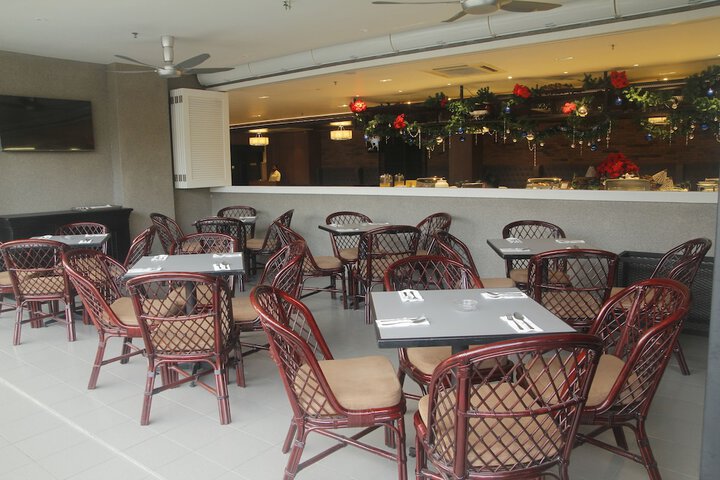 Dining Photos