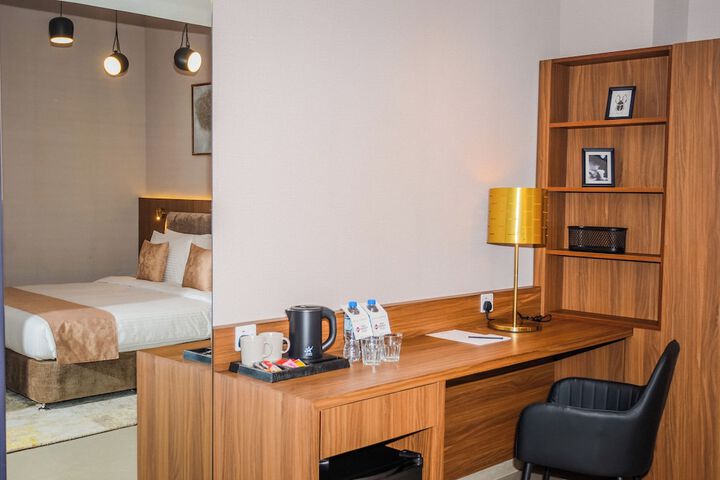 Room 30 of 110