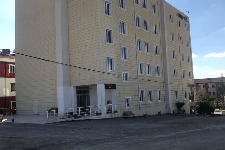 Hotel 2 of 47