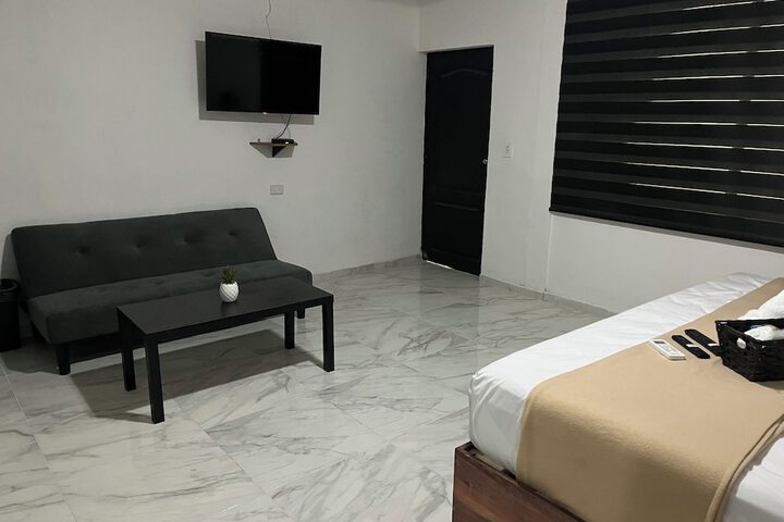Room 65 of 108