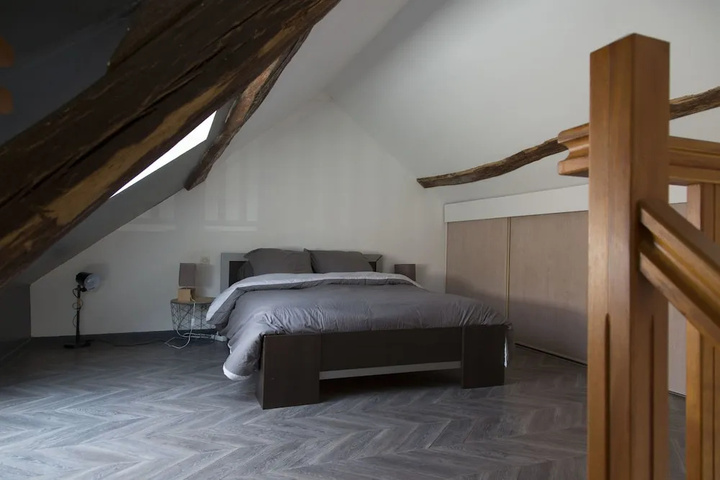Room 3 of 15