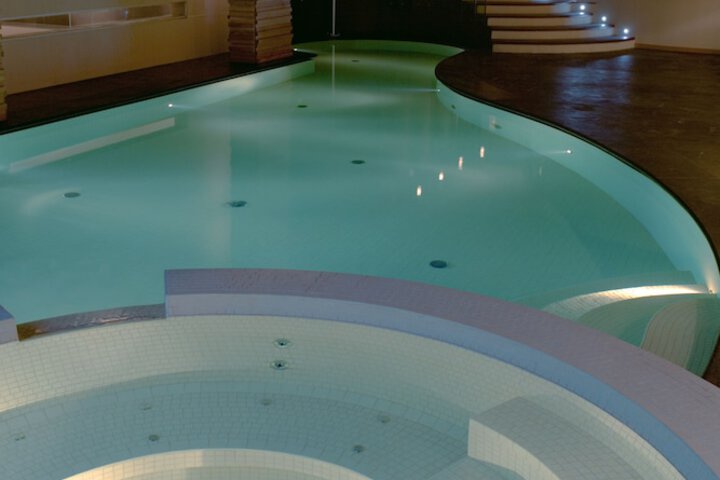 Spa 37 of 64