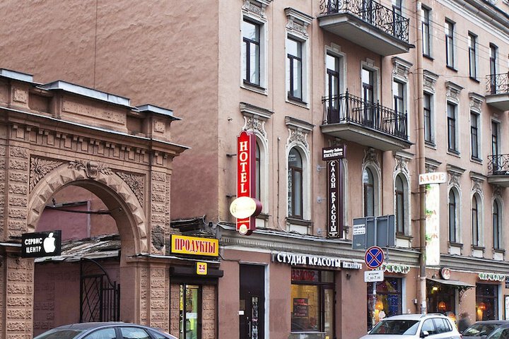 Hotel 27 of 28