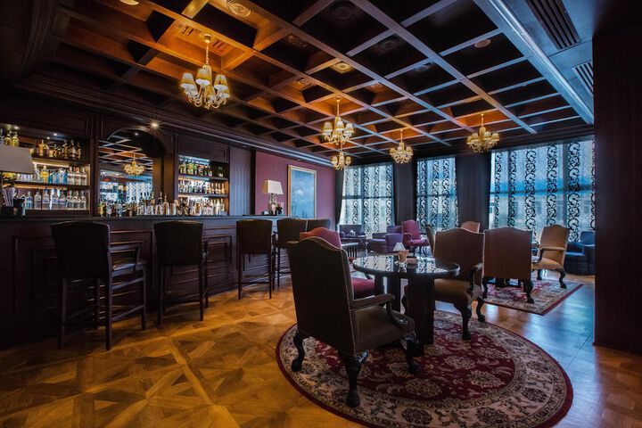 Lounge 185 of 208
