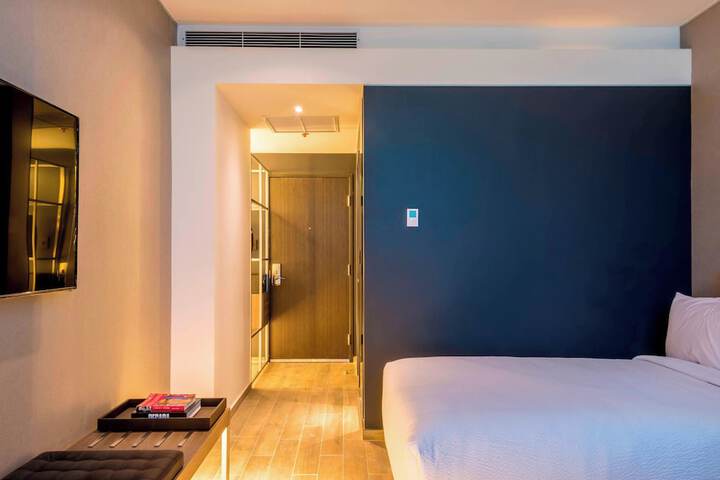 Room 7 of 41