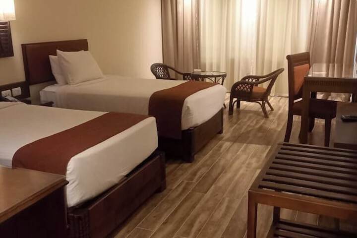Room 12 of 74