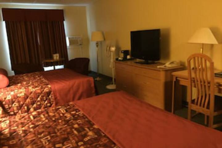 Room 22 of 141