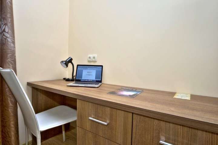 Room 7 of 37