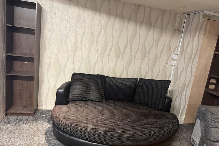 Room 89 of 156