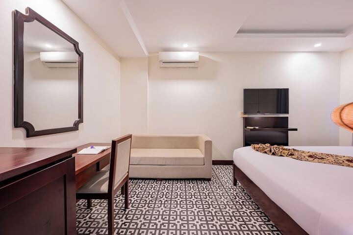 Room 26 of 66