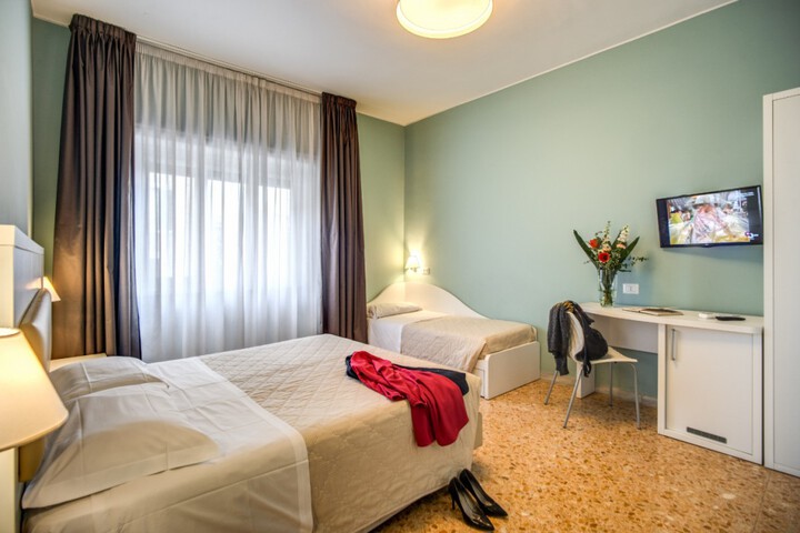 General 18 of 223