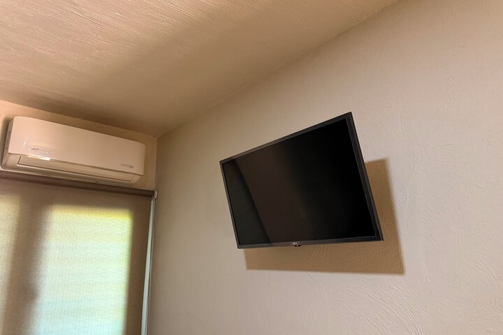 Room 26 of 85