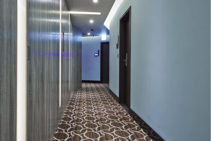 Ballroom/Hall 42 of 47