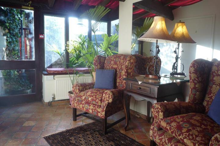 Photo 8