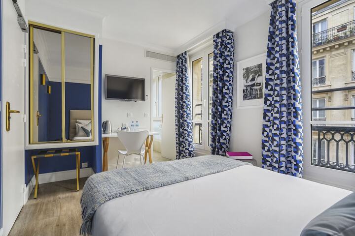 Room 35 of 66