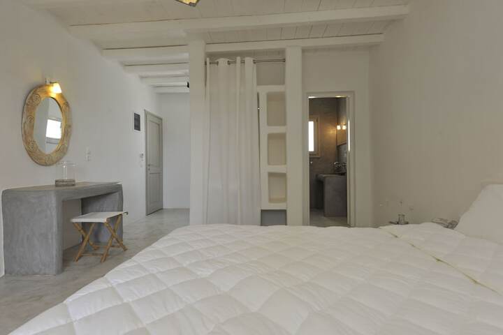 Room 46 of 112