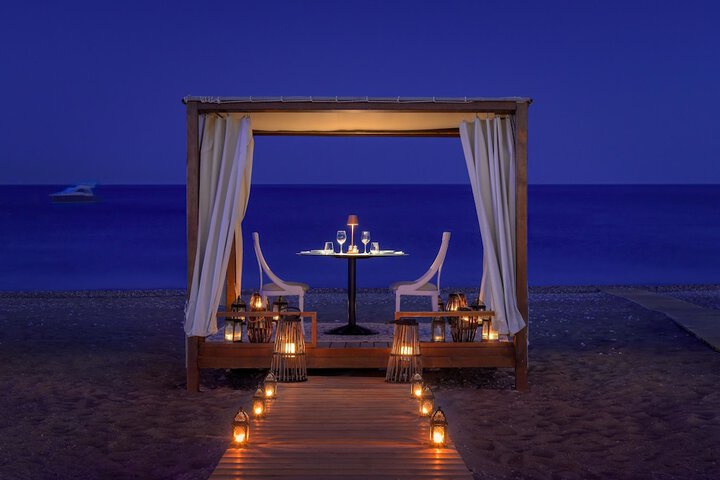 Dining 100 of 111