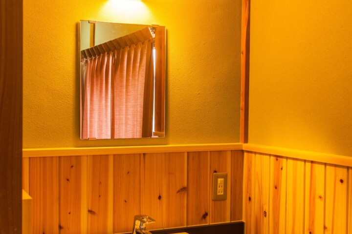 Room 18 of 63