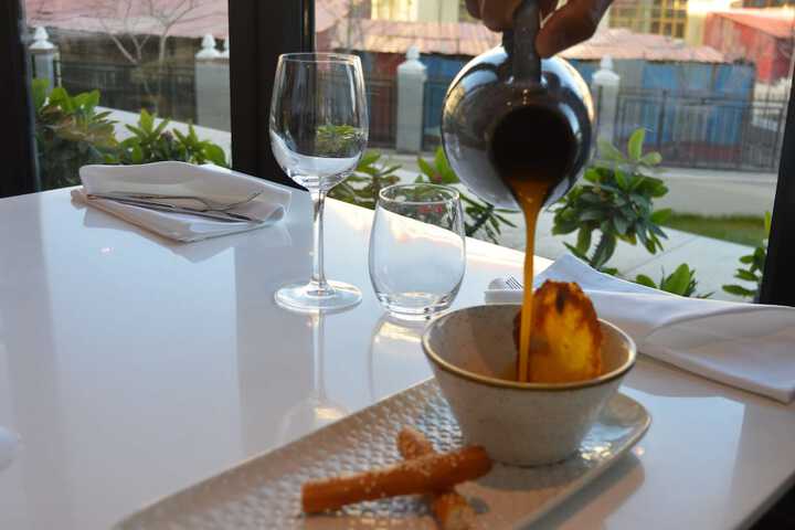 Dining 182 of 309