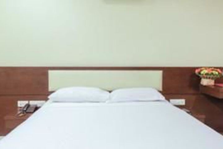 Room 35 of 47