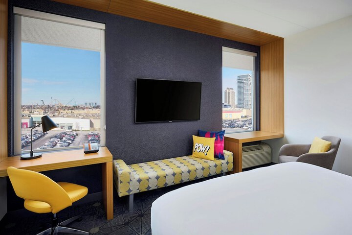 Room 17 of 43