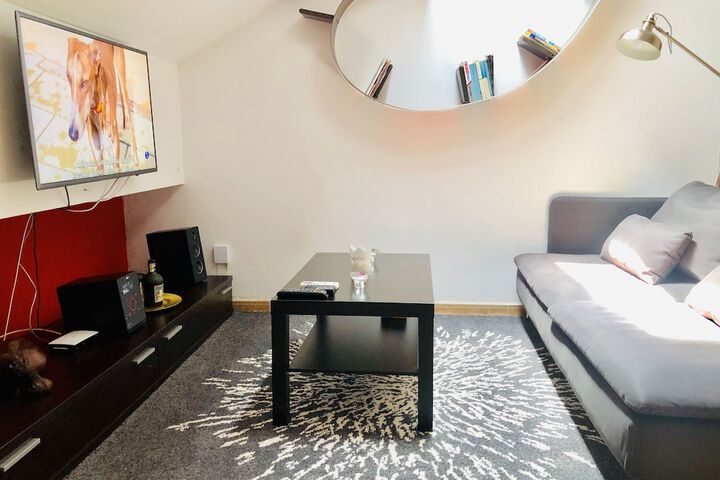 Room 16 of 42