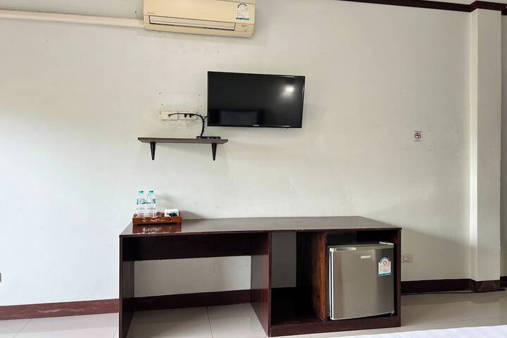Room 14 of 75