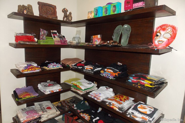 Gift Shop 53 of 67