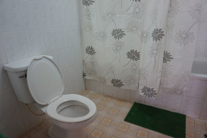 Room 19 of 28