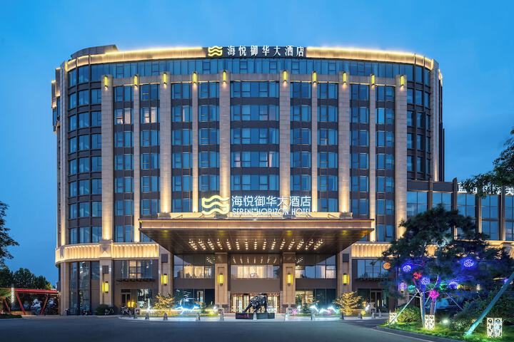 Hotel 73 of 73