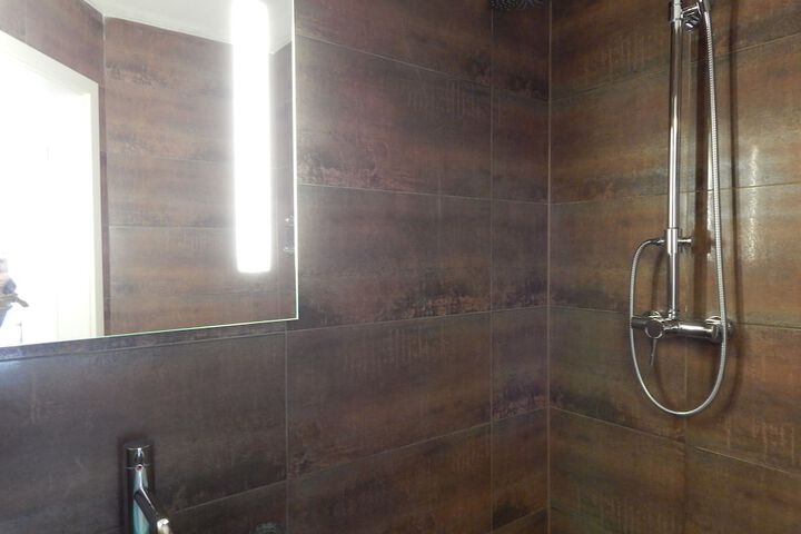 Room 37 of 54